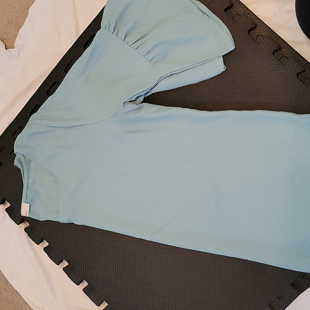 Women's Dress Top Size Large